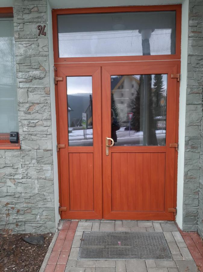 Apartman Plesnivec Доновали Екстериор снимка