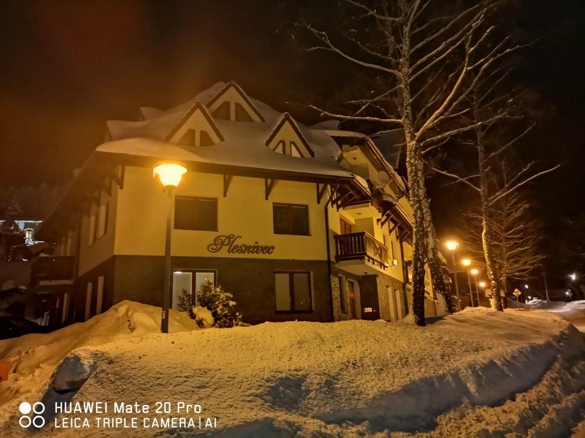 Apartman Plesnivec Доновали Екстериор снимка